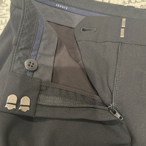 Theory Cropped Slim Pants with Slim-cut Profile - Picture 4 of 6